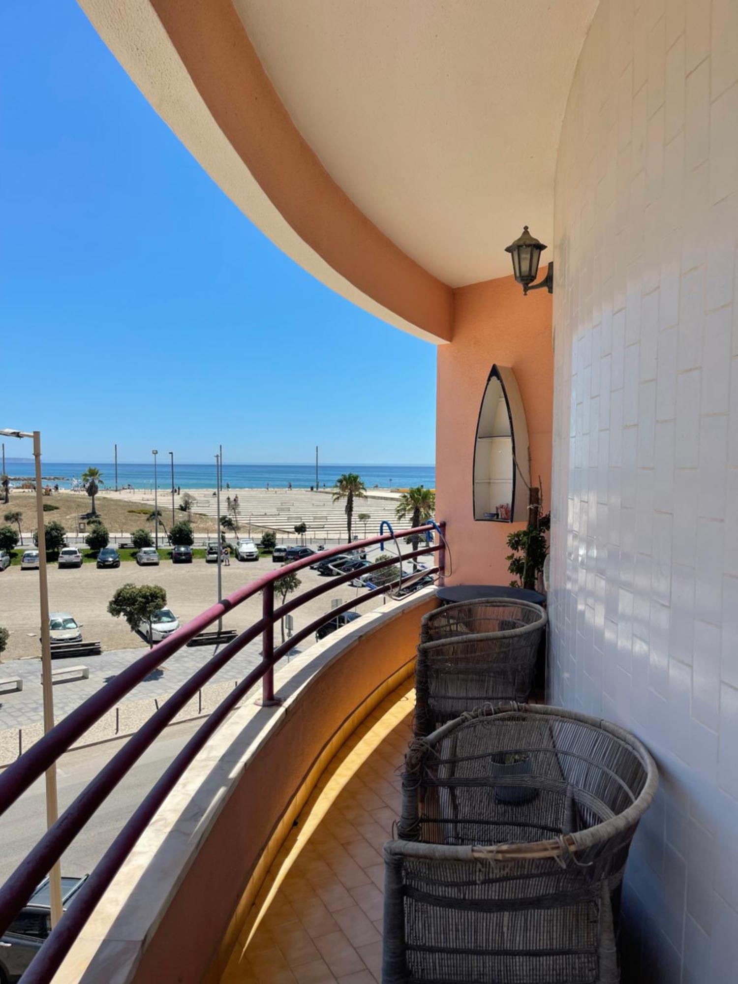 Apartamento Vista Praia E Mar- Costa Da Caparica Lägenhet Exteriör bild